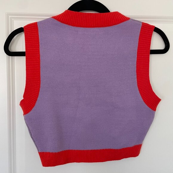 Urban Outfitters Randi Cropped Strawberry Sweater Vest – Size Small Petite - Picture 4 of 8
